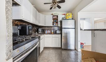 50 Greenhouse Rd 41D, Bridgeport, CT 06606