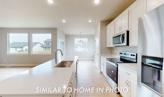 526 43rd St SW, Altoona, IA 50009