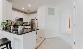 24588 BYRNE MEADOW Sq 302, Aldie, VA 20105