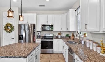 3721 E Hampton Cir, Alva, FL 33920