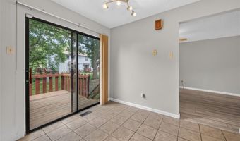 2358 Hidden Meadow Ln, Ballwin, MO 63021