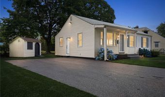 28 Plain St, East Providence, RI 02916