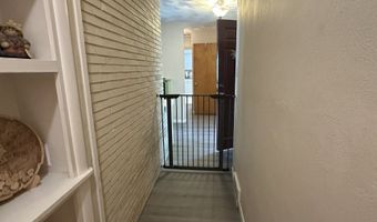 124 Canterbury Ct, Anderson, IN 46012