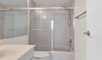 1530 KEY Blvd 715, Arlington, VA 22209