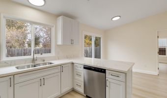 2555 Flosden Rd Unit: 8, American Canyon, CA 94503