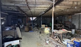75 S Main St, Andrews, IN 46702