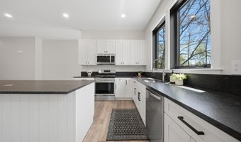 246 Jamestown Rd, Belmont, NH 03220