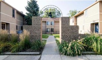 300 BRIARCREST Dr 149, Ann Arbor, MI 48104