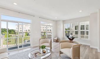 23162 HORSESHOE TRAIL Sq, Ashburn, VA 20148