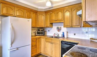 583 Pocasset Ct, Warwick, RI 02886