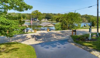 925 N River Rd, Algonquin, IL 60102