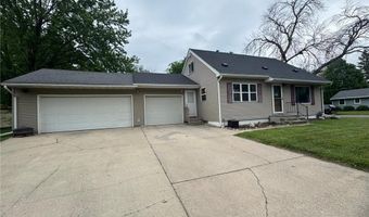 955 S 3rd Ave, Albert Lea, MN 56007