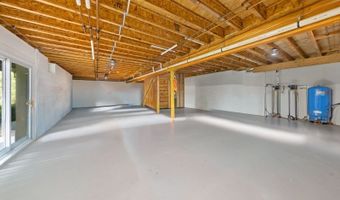 33 Perona Rd, Andover, NJ 07821