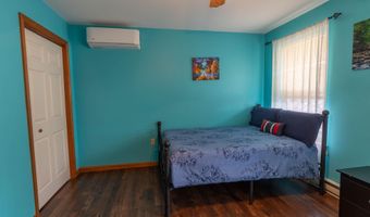 107 Birchwood Rd, Blakeslee, PA 18610