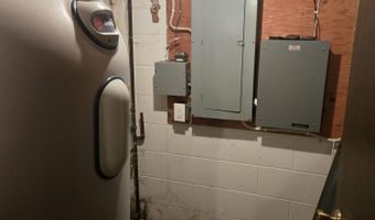 1306 1st St, Britton, SD 57430