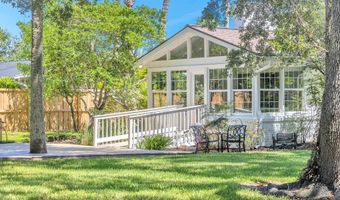 1452 SEMINOLE Rd, Atlantic Beach, FL 32233