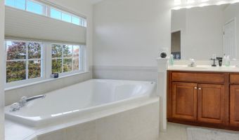 41863 CINNABAR Sq, Aldie, VA 20105