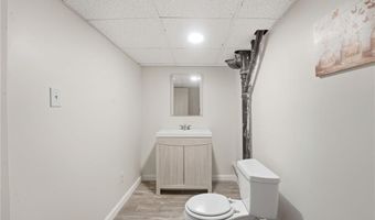 29 Dix Ave, Johnston, RI 02919