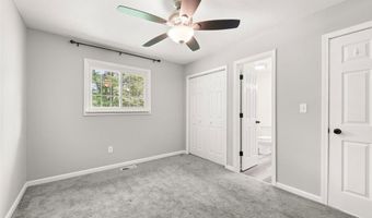 794 Robinhood Dr, Aurora, OH 44202