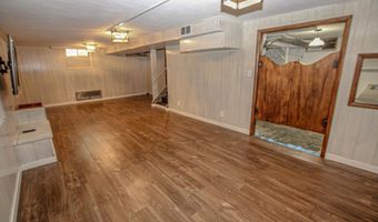 822 Westwood Dr SW, Alexandria, MN 56308