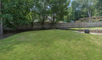 16 Taylor Ln, Warwick, RI 02886