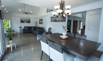 9 Katelan Ct, Cranston, RI 02921
