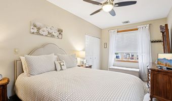 15 5th Ave, Avenel, NJ 07001