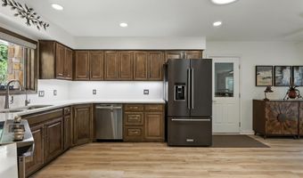 1 Penaranda Ln, Hot Springs Village, AR 71909