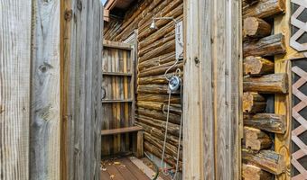 51 Osceola Ave, Narragansett, RI 02882