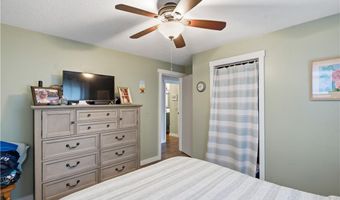 44 Highbank Ave, North Kingstown, RI 02852
