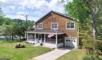 327 OAKWOOD St, Bethany Beach, DE 19930