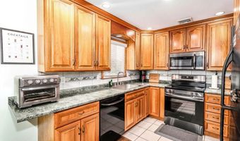 46 Jeanette Rd, Danbury, CT 06811