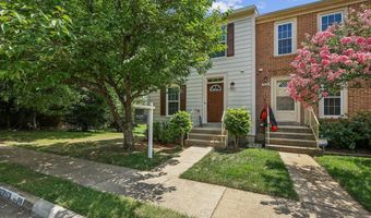 7403 HOUNDSBURY Ct, Alexandria, VA 22315
