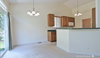 650 Needlegrass Pkwy, Antioch, IL 60002