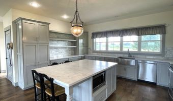 19571 E 1300 Rd, Allendale, IL 62410