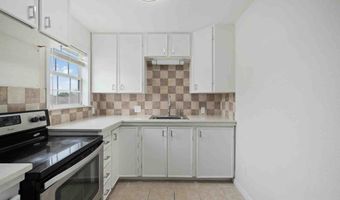 215 S 11TH St, Aransas Pass, TX 78336