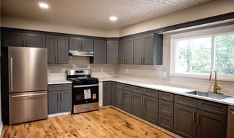 5947 Washington Blvd, Ashtabula, OH 44004
