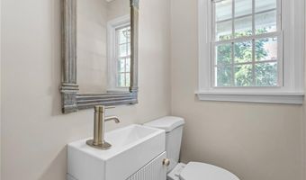963 Hartford Ave, Johnston, RI 02919