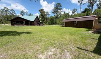 2638 Arpana Cir, Alford, FL 32420