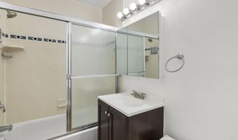 10643 WEYMOUTH St 103, Bethesda, MD 20814