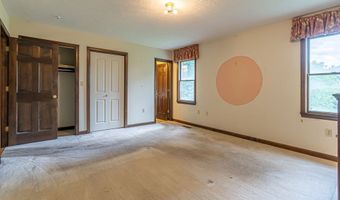 19464 Triple Crown Dr, Abingdon, VA 24211