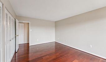 1300 ARMY NAVY Dr #625, Arlington, VA 22202