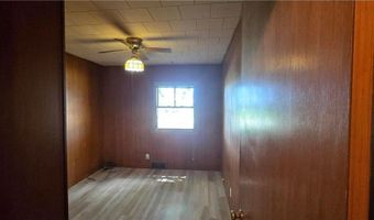 1713 S Shore Dr, Albert Lea, MN 56007