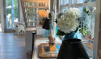 204 CORAL St, Beach Haven, NJ 08008
