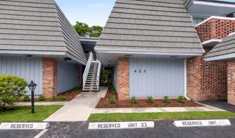 423 Pine Tree Ct 23, Atlantis, FL 33462