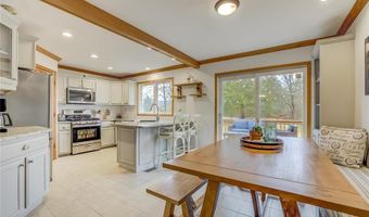 808 Timberfield Dr, Ballwin, MO 63021