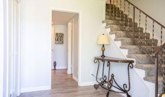 1584 Prima Ct, Camarillo, CA 93010