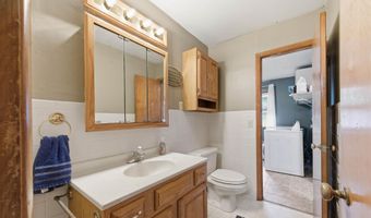 1701 N Sunset Dr, Augusta, KS 67010