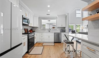 19 Lake Linden Dr, Bluffton, SC 29910