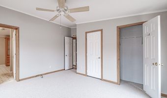 3 Windsor Dr, Alfred, ME 04002
